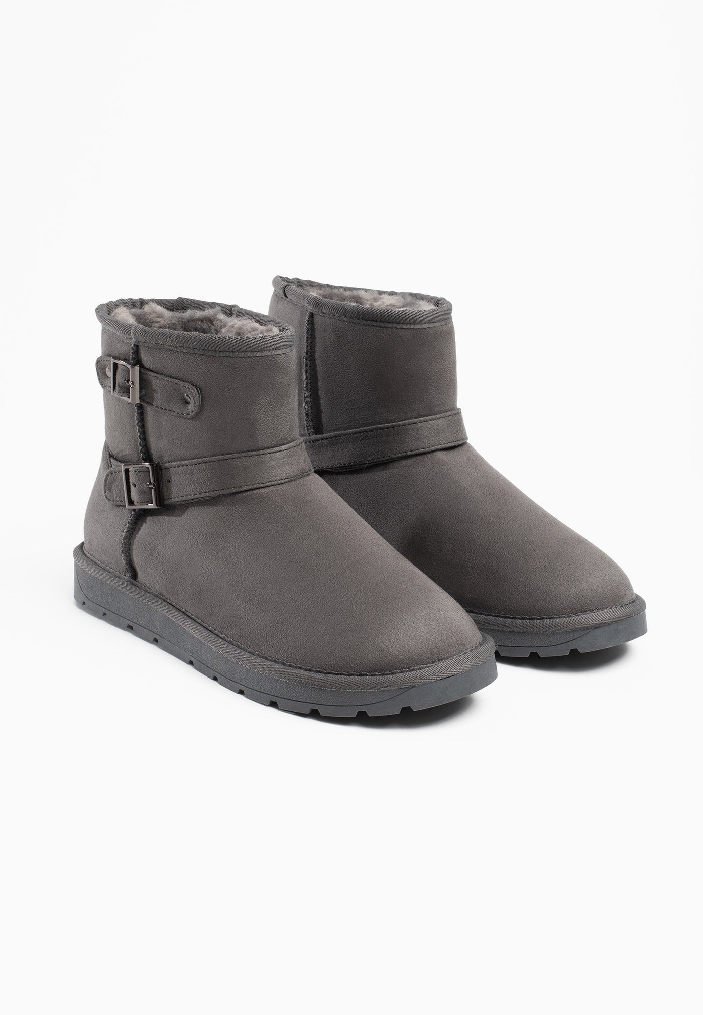 Les deux bottines fourrées Olwen anthracite de trois-quarts face, boucle carrée mate
