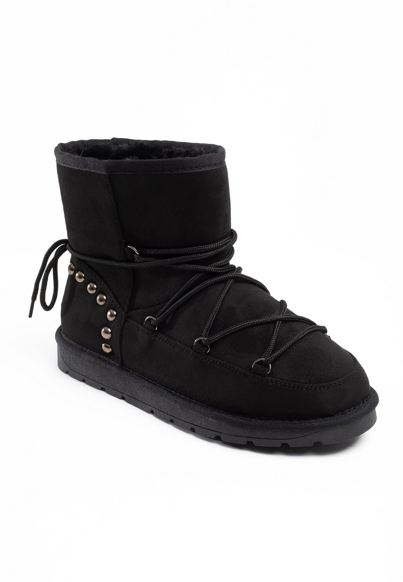 Bottine fourrée Aine noire de trois-quarts, clous argentés bordant le laçage croisé