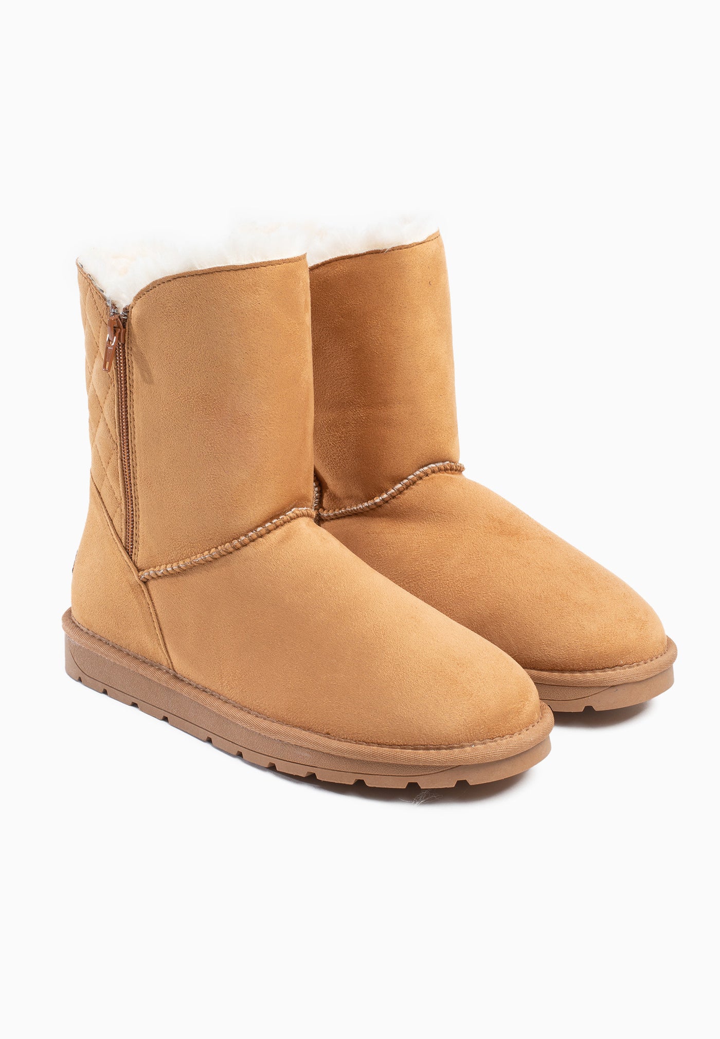 Paire de bottines fourrées Abuela camel de trois-quarts face, tiges côte à côte