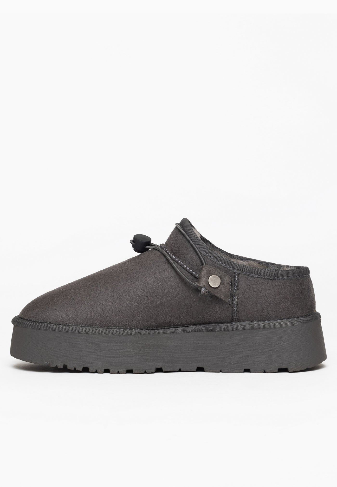 Sabot fourré Eblis anthracite de profil, talon découvert au-dessus de la plateforme