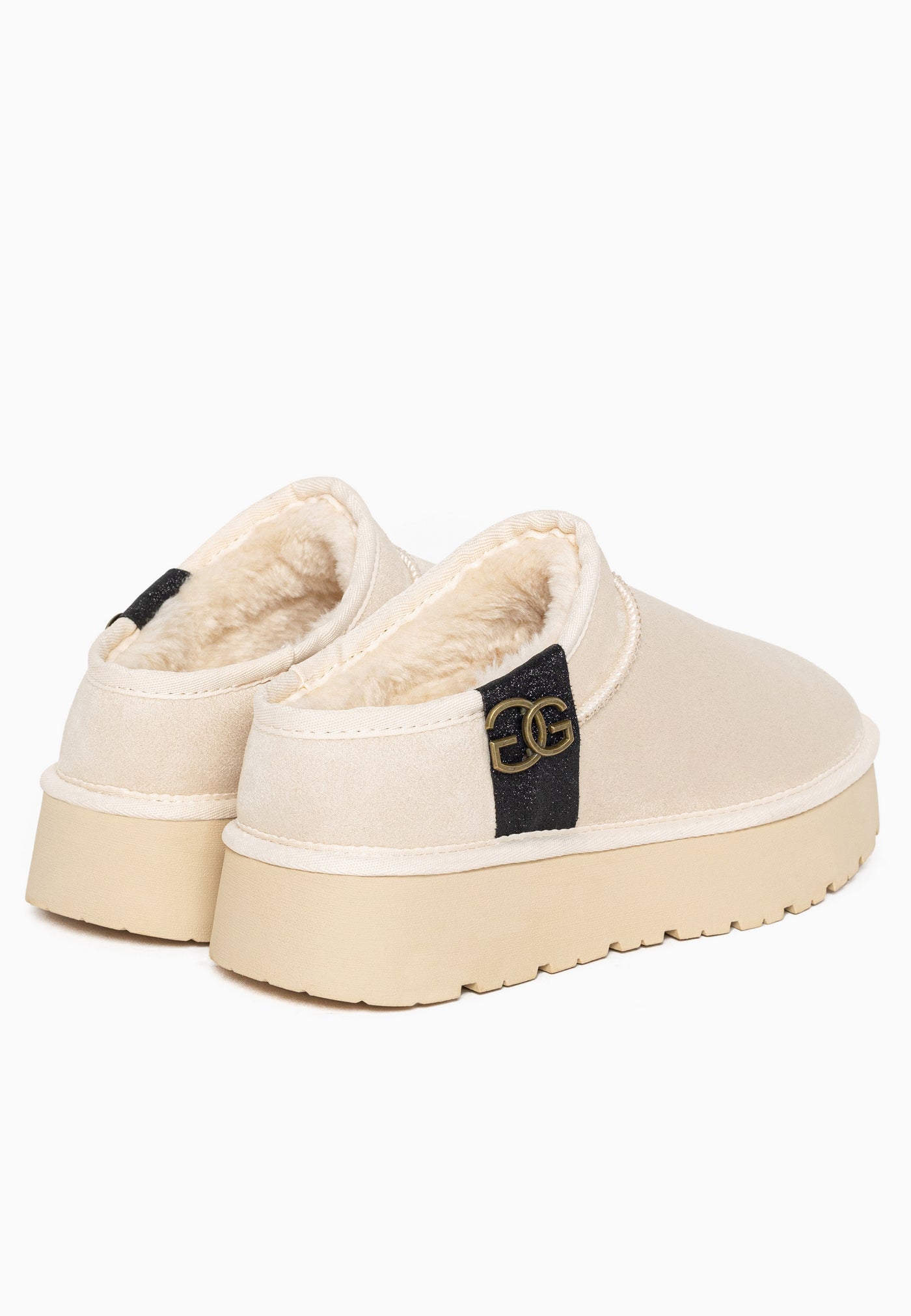 Paire de bottines fourrées Edila blanc cassé de dos, doublure crème visible