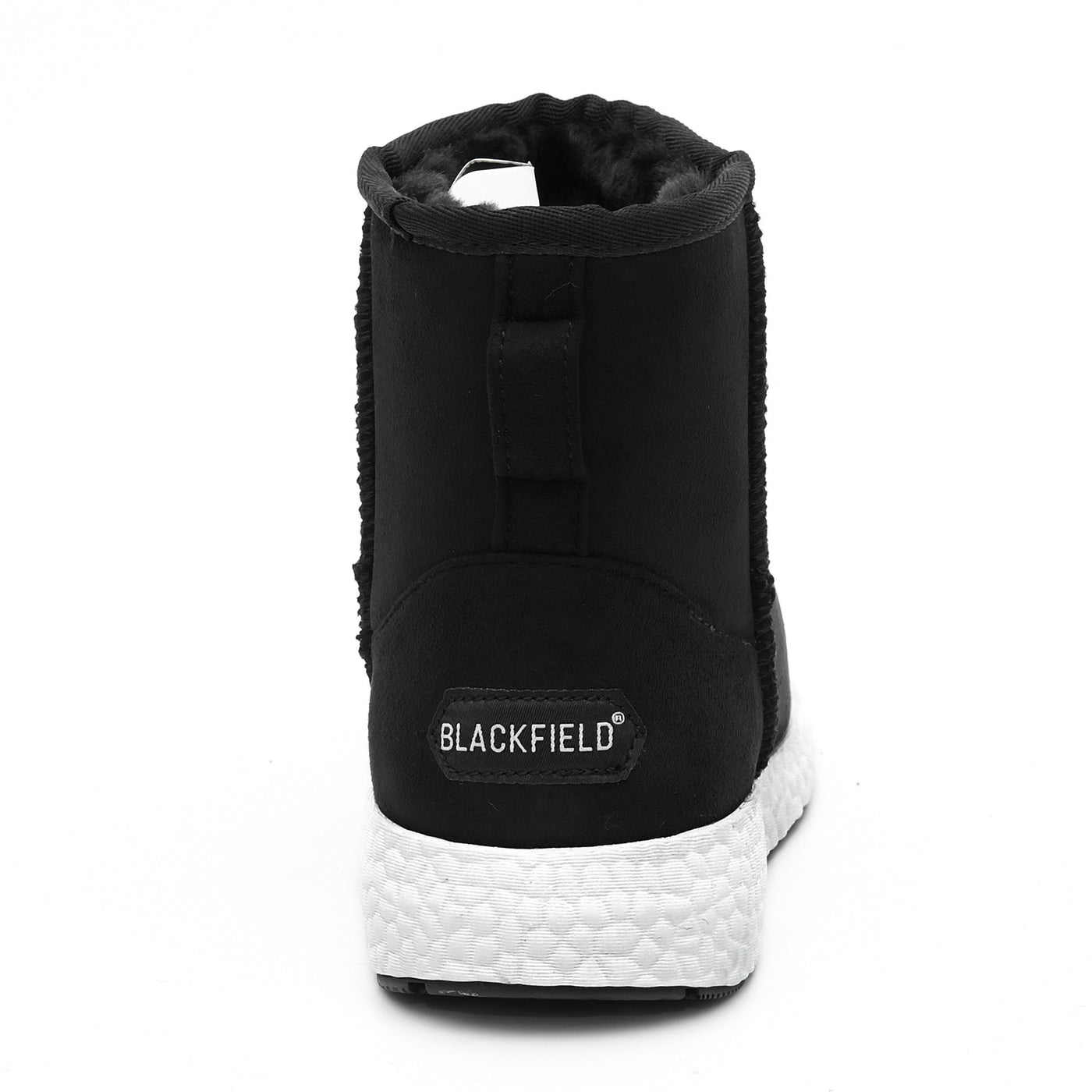 Bottine fourrée Josie noire vue de dos, étiquette Blackfield blanche au talon