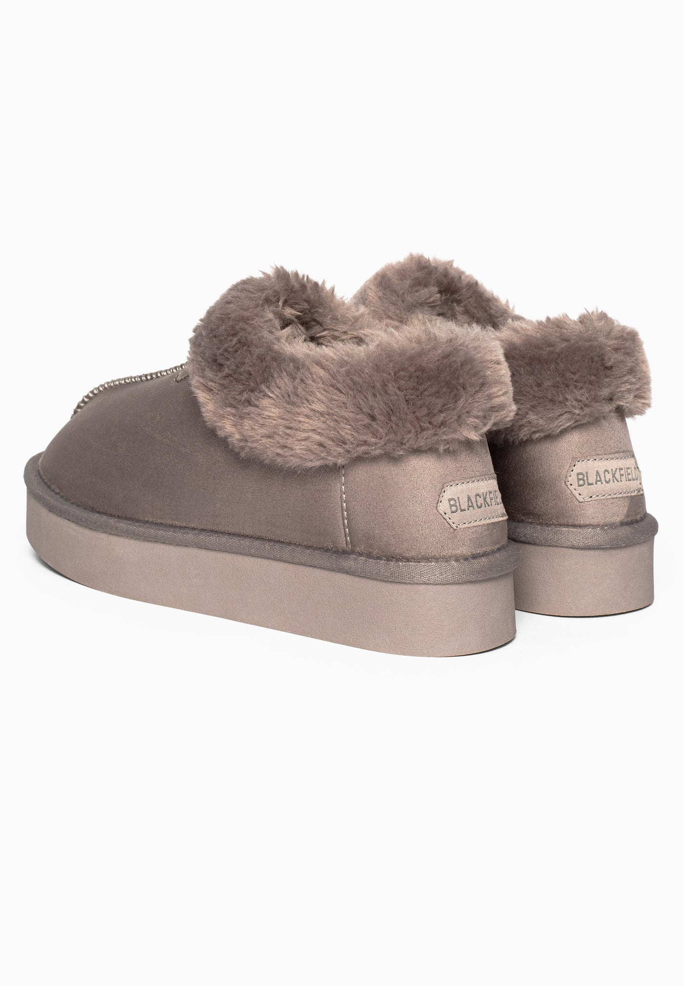 Deux bottines fourrées Bloom gris clair de trois-quarts arrière, cols taupe épais