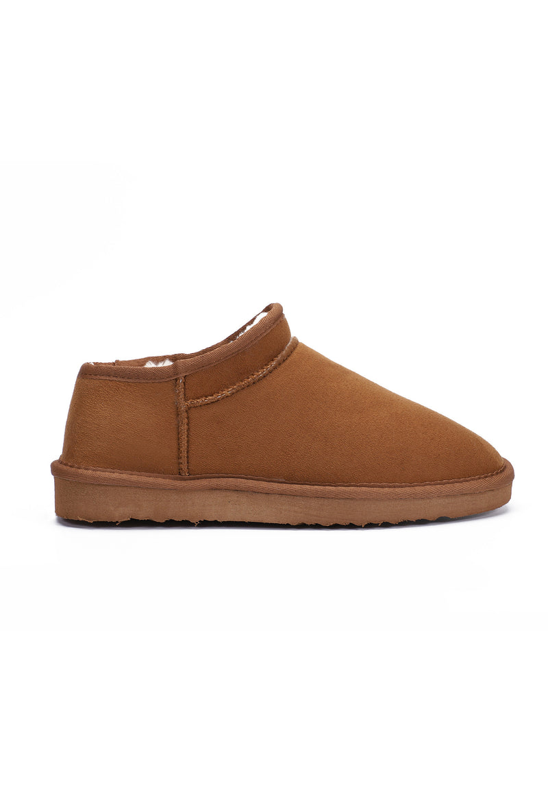 Bottine fourrée Mini Fiaza camel de profil, couture verticale et semelle camel crantée