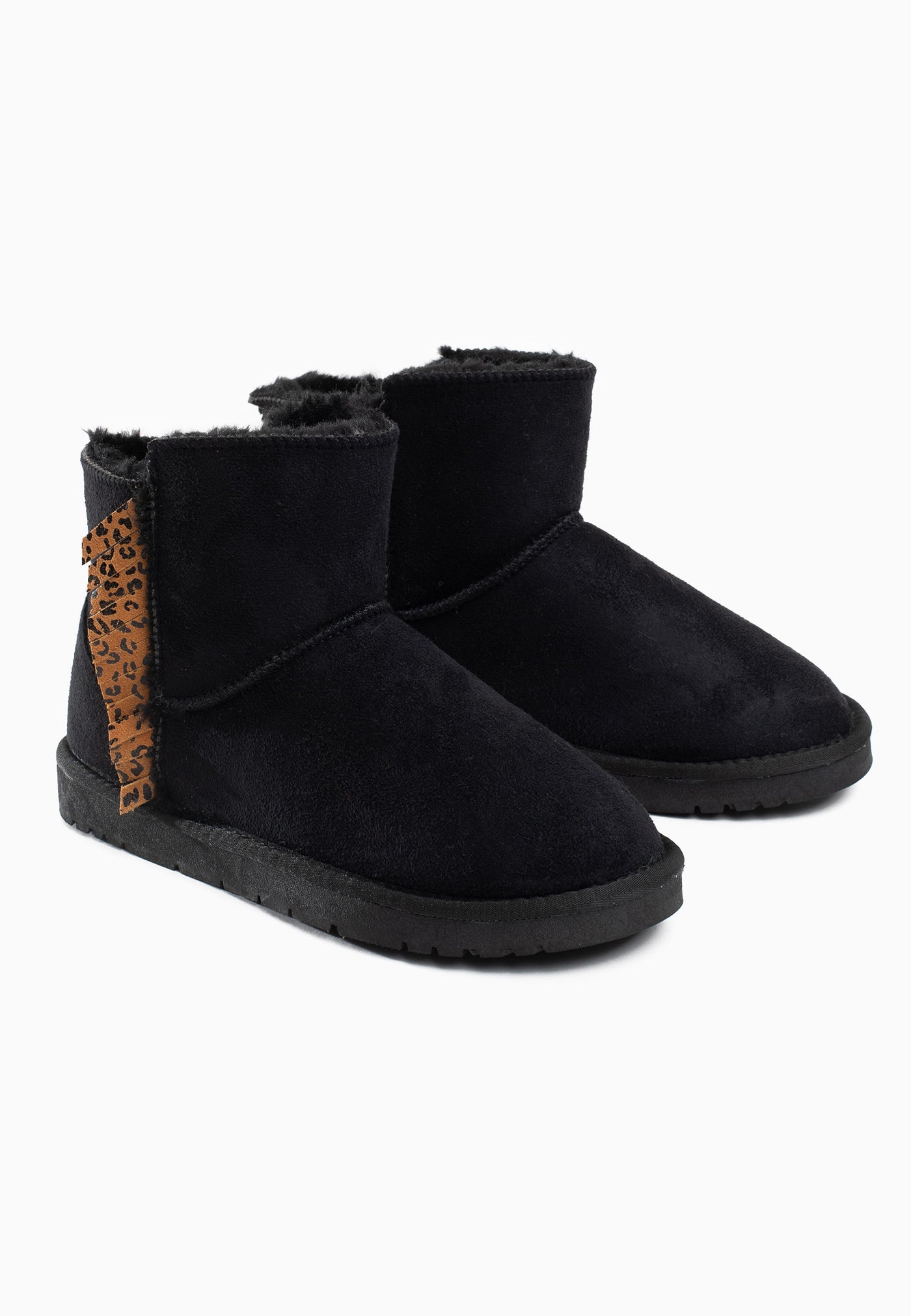Paire de bottines fourrées Bisma noires de trois-quarts, bande imprimée léopard