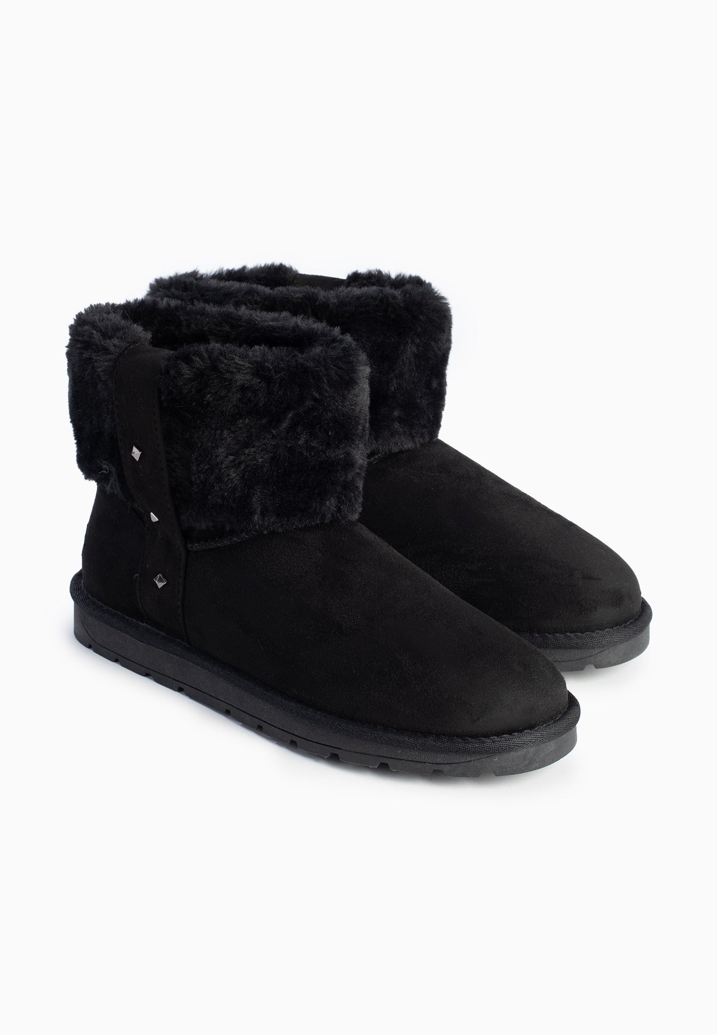 Bottines fourrées Estelle noires de trois-quarts, revers noir replié sur la tige