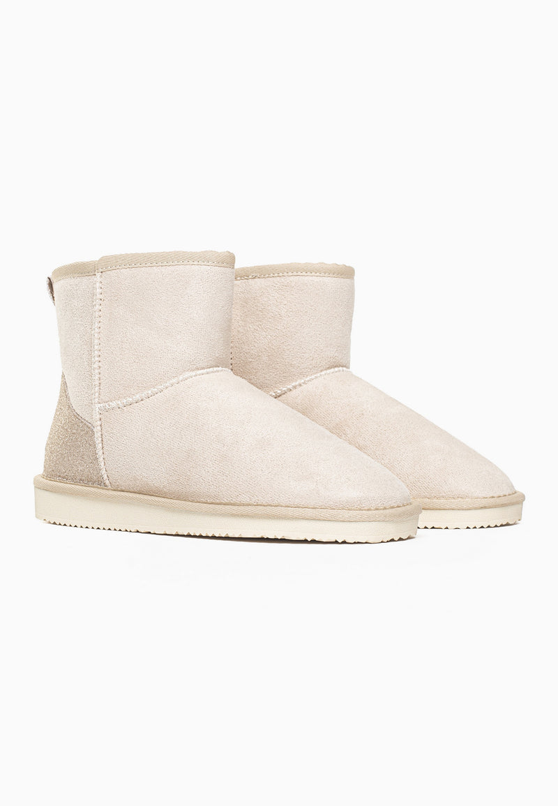 Paire de bottines fourrées Casablanca naturel de trois-quarts face, contrefort nacré