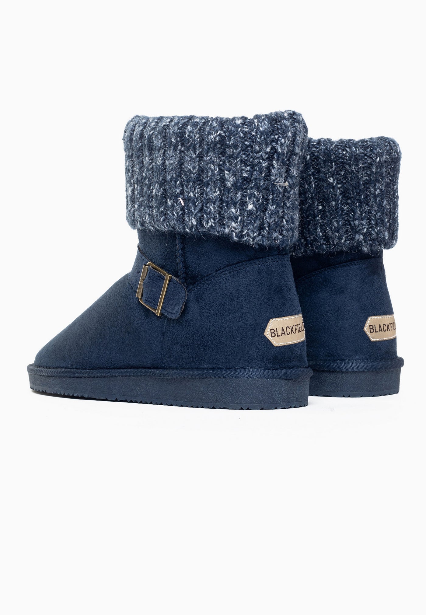 Paire de bottines fourrées Kylie marine de dos, étiquettes Blackfield beiges aux talons