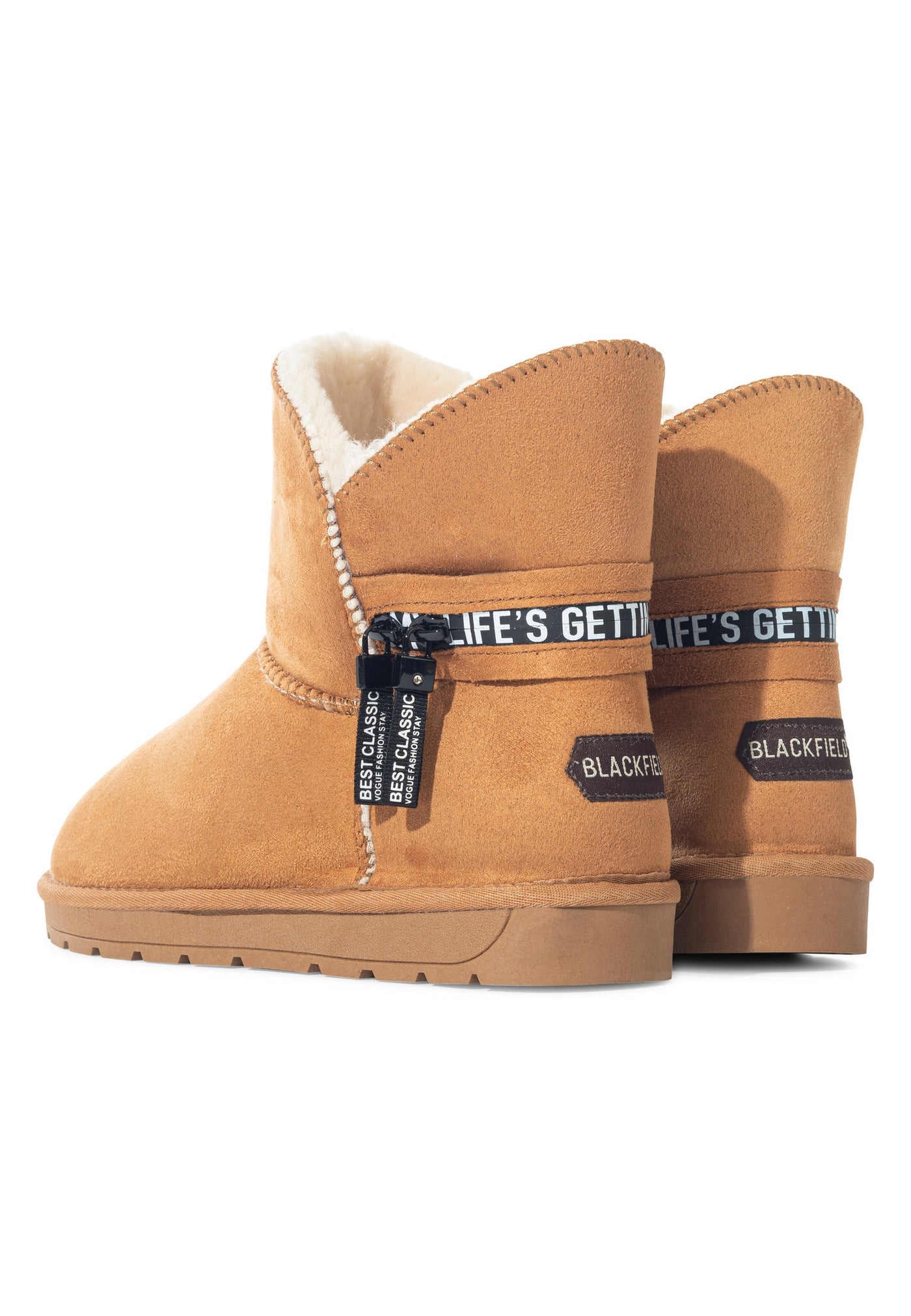 Paire de bottines fourrées Zeek camel vue de dos, étiquettes Blackfield aux talons