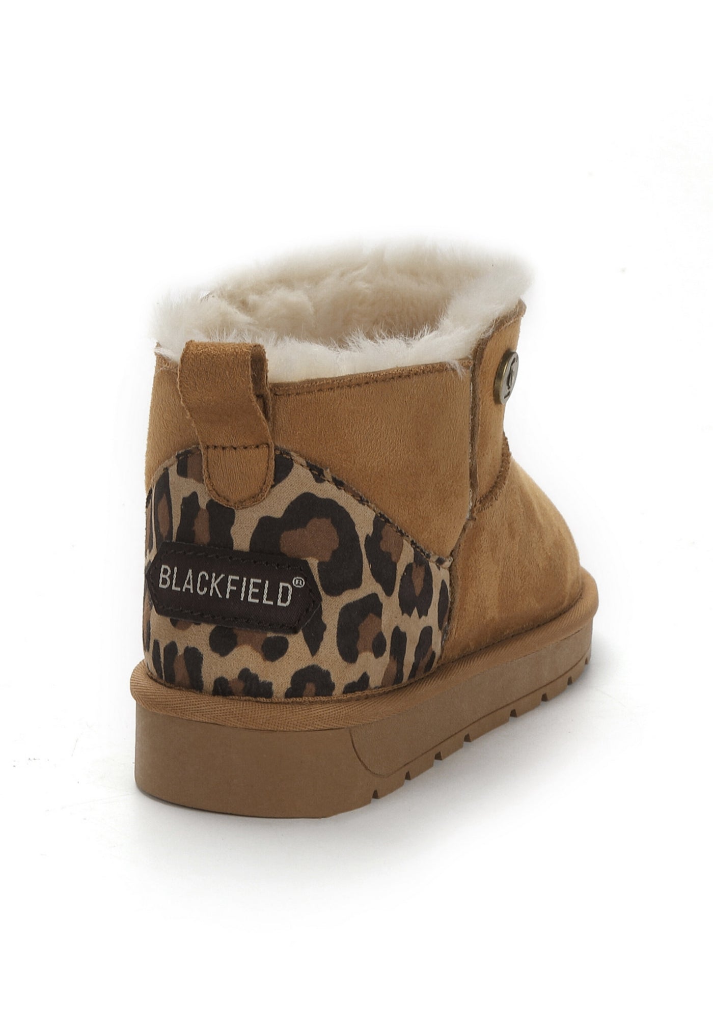 Bottine fourrée Edeh camel de dos, écusson Blackfield noir sur talon léopard