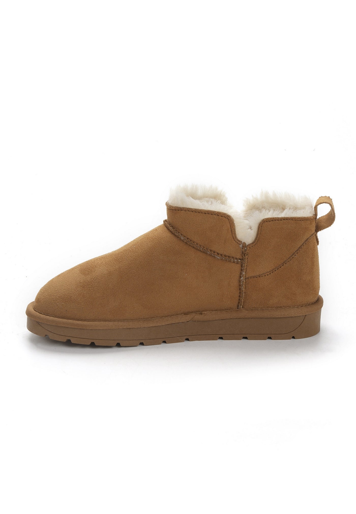 Bottine fourrée Elonie camel, autre côté, échancrure en V et col crème bouclé