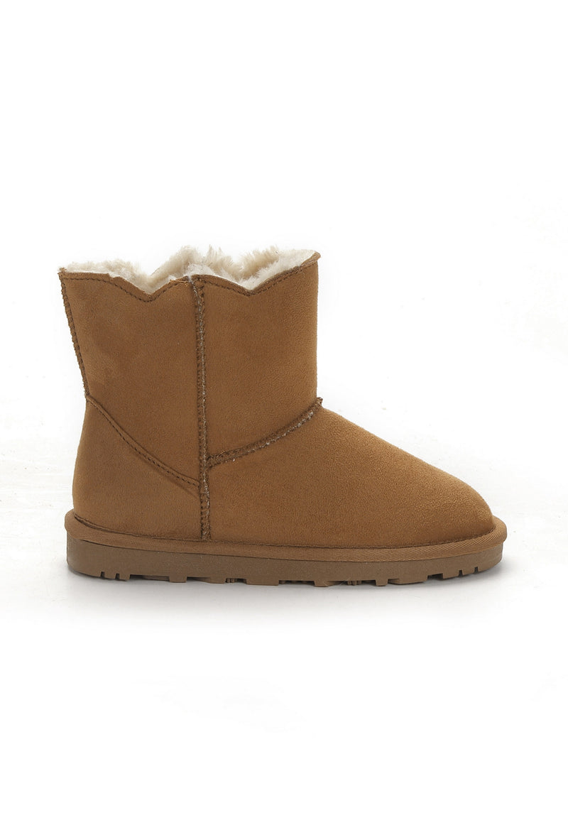 Botte fourrée enfant Mina camel de profil, doublure crème débordant du bord dentelé