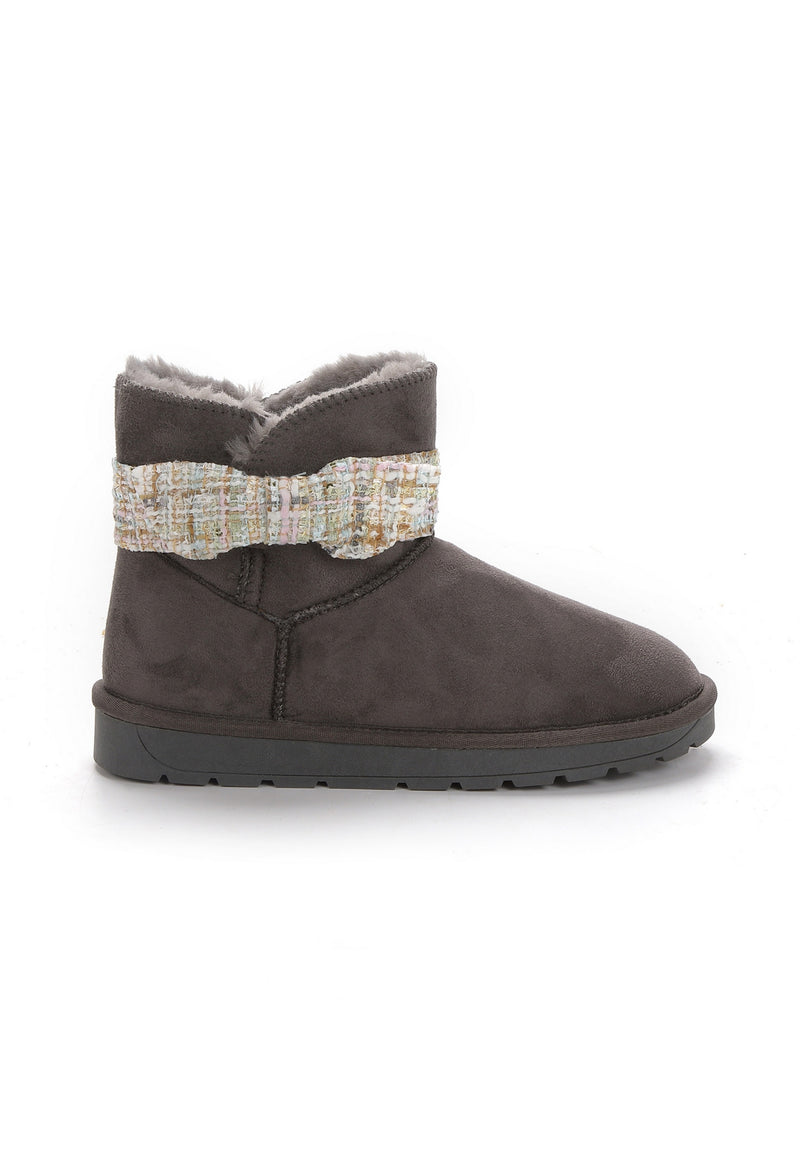 Bottine fourrée Wassily anthracite de profil, nœud de tweed écru rose et vert pâle