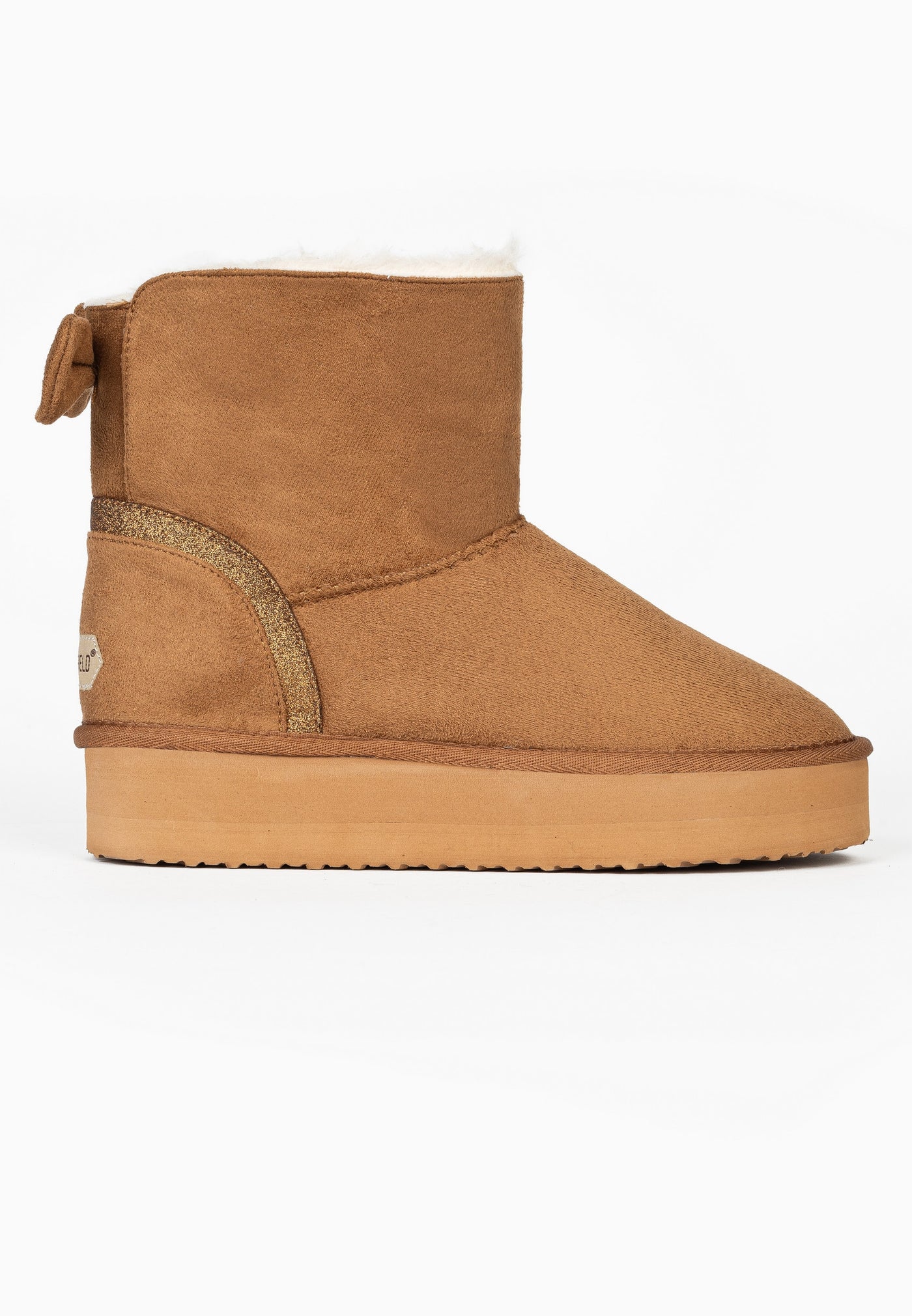 Bottine fourrée Champlain camel de trois-quarts arrière, nœud posé au-dessus du talon