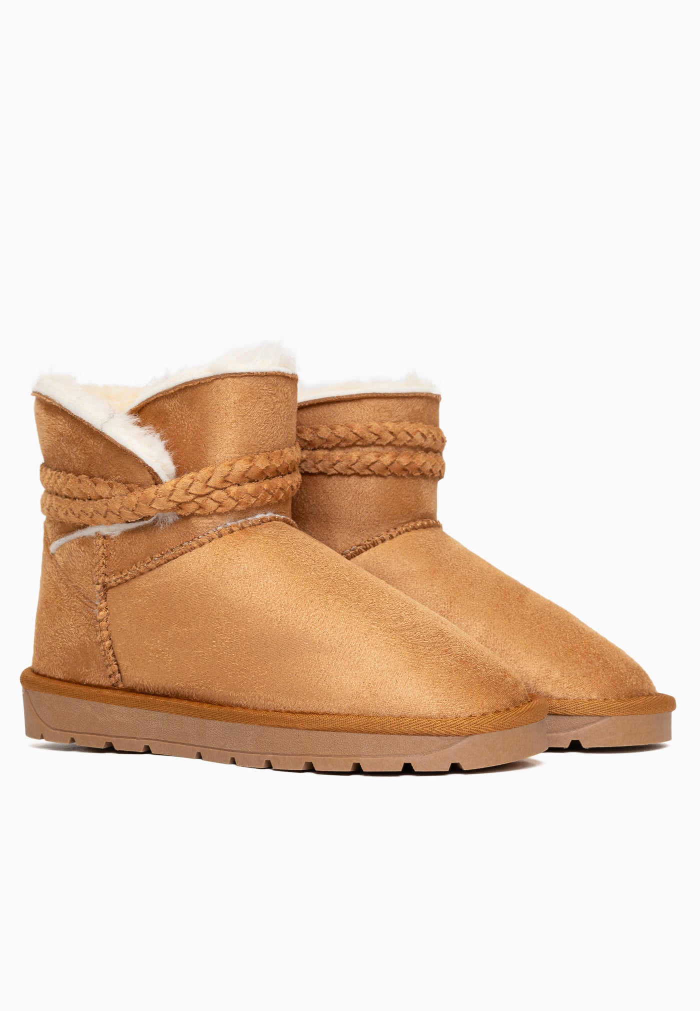 Paire de bottines fourrées Mergie camel vue de trois-quarts, tresses et col crème