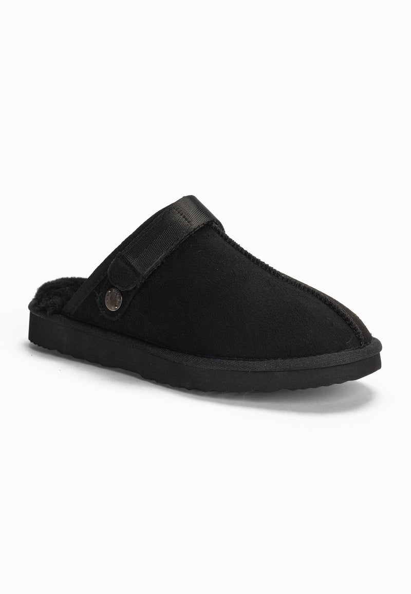 Chausson fourré Bao noir de trois-quarts avant, dessus mat et patte tissée noire